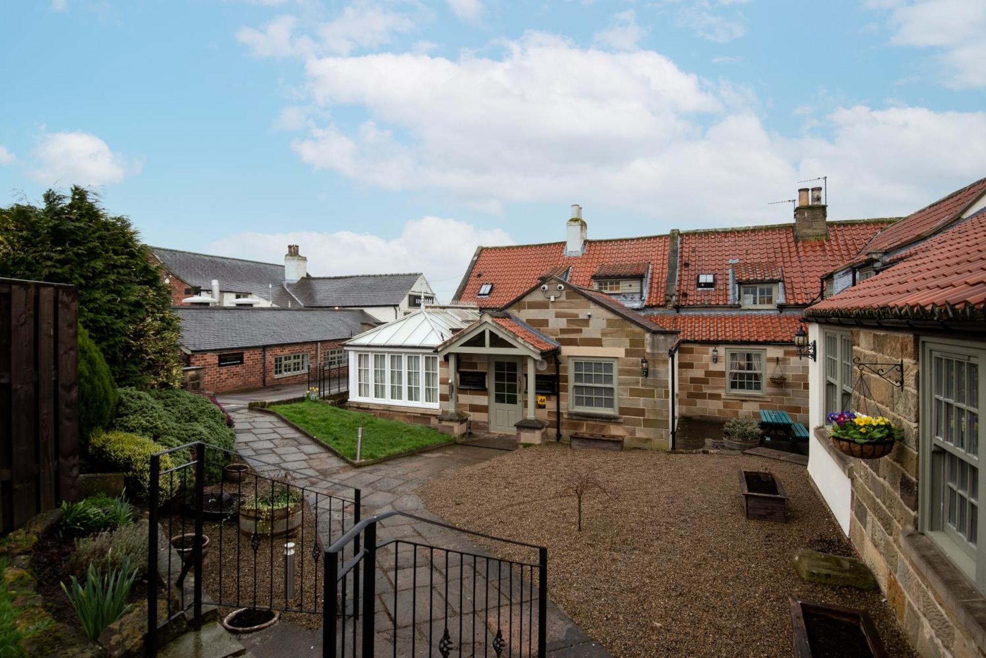 The King'S Head Inn - The Inn Collection Group Great Ayton Exterior photo